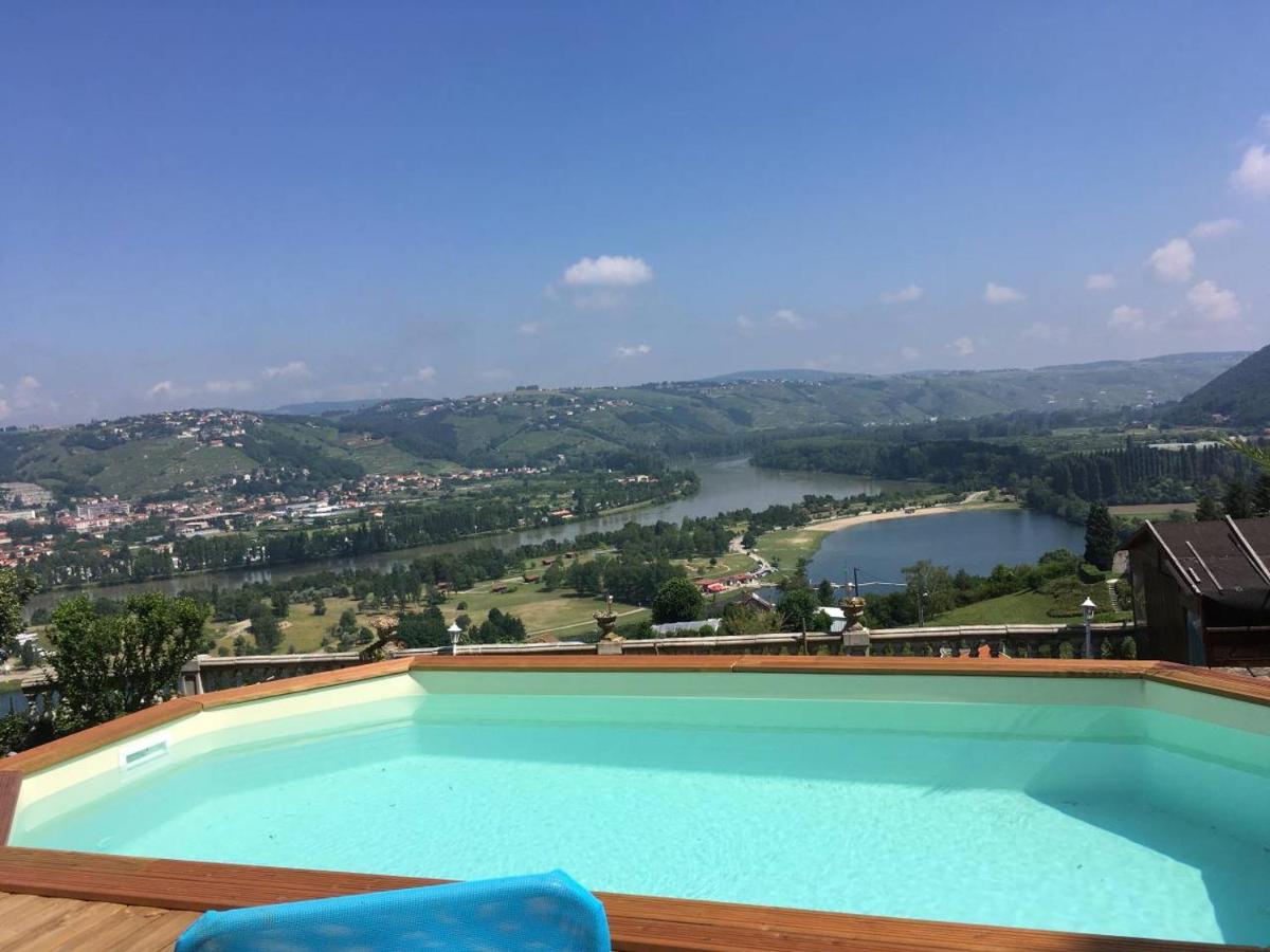 Villa Panoramique Saint-Clair-du-Rhone Exteriér fotografie